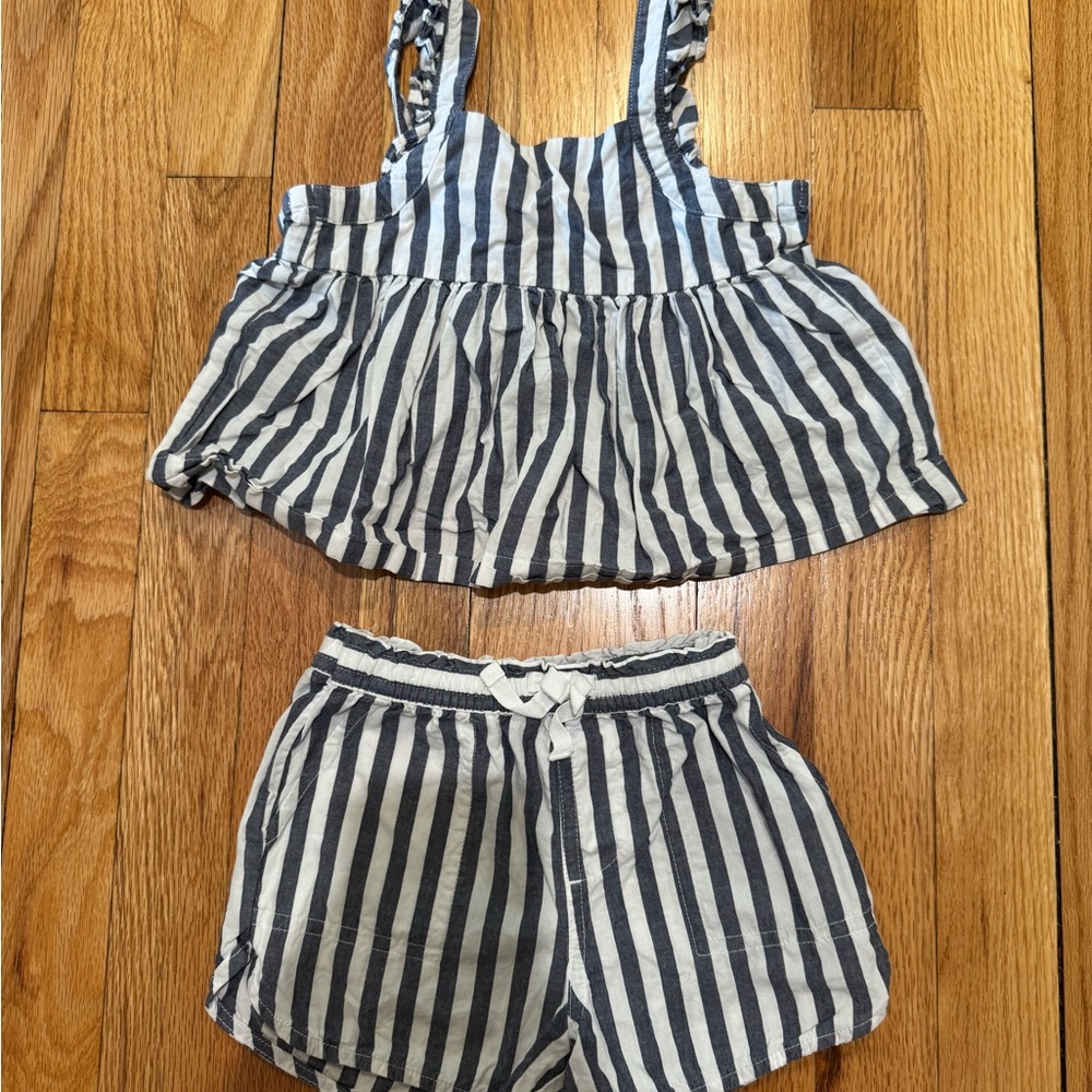 GAP girls summer Striped Matching Set - frilly top and shorts